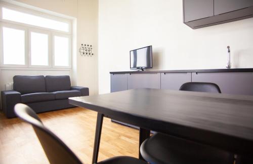 Loft Via Friuli Milano 3 Pax - WIFI Milan