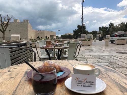 อาหารและเครื่องดื่ม, VinsLounge Suite                                                                 in บาร์เลตต้า