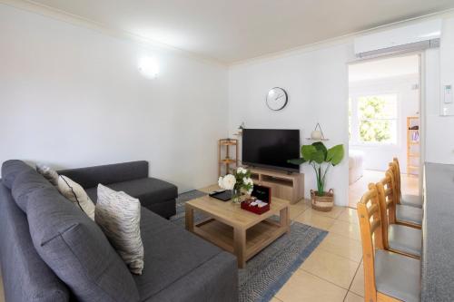Lotus Stay Manly - Apartment 731 - image 4