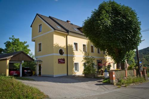 Pension Lindenhof in Deutschfeistritz