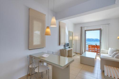 Lithos by Spyros & Flora - image 8