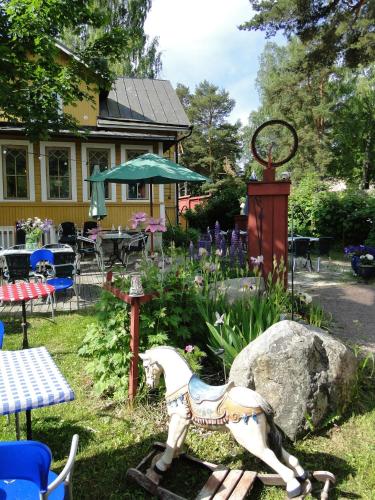 Kert, Hotel & Cafe Lanterna in Pargas