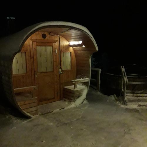 Karemajat Cottage Resort - main image