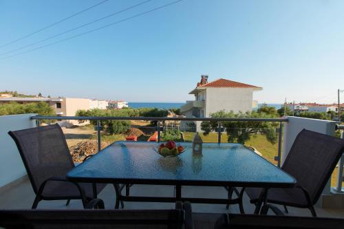 The House Of The Roses Seaview Superior Apartment 2 gîte à louer Gerakini