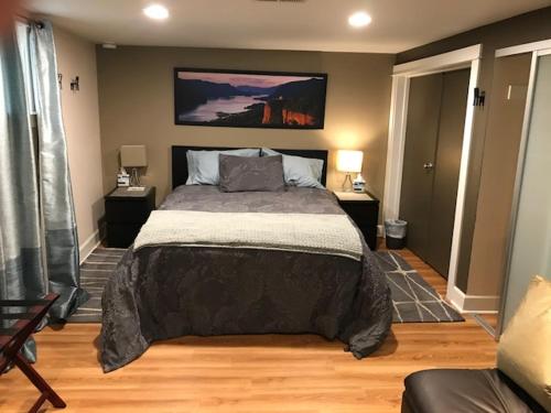 Boutique Style Apartment in the heart of SE, Hood River