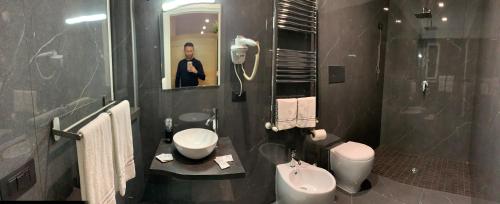 Hotel Elite Room Type - King Room with Spa Bath