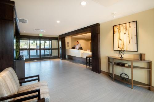 Exterior view, Staybridge Suites Scottsdale - Talking Stick in Central Scottsdale