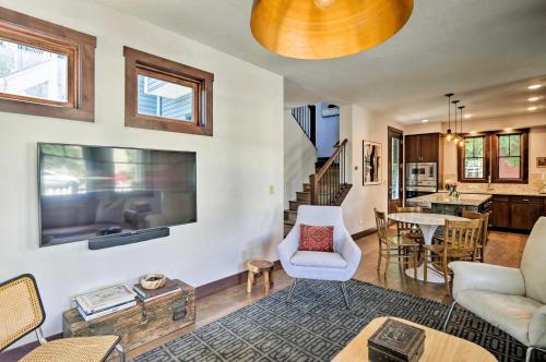 Stunning Breckenridge Home with Hot Tub Explore DT! - image 8