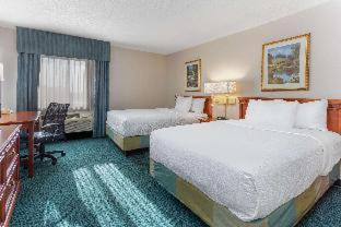 La Quinta Inn & Suites by Wyndham Chicago Gurnee