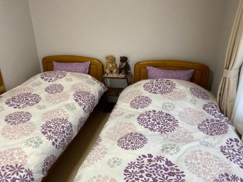 room detail thumbnail 1