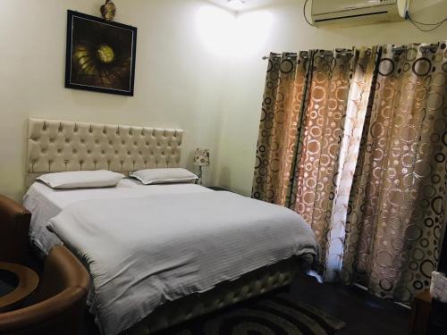 Panditji Parivesh Guest House