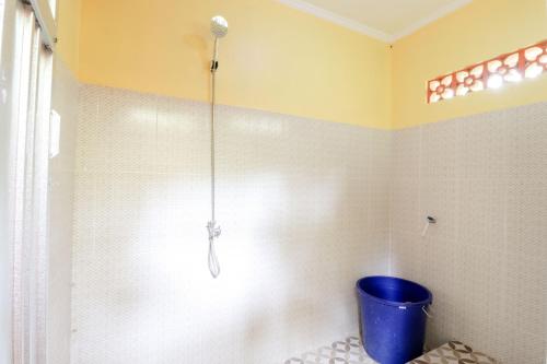 Bathroom, Narendra Homestay in Ngargosari
