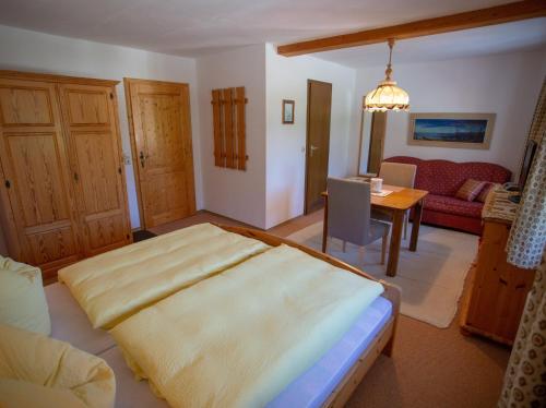 Gästehaus Madsack - Chiemgau Karte (Gastehaus Madsack - Chiemgau Karte) in Eck