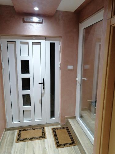 Apartmani Ajanovic - image 11