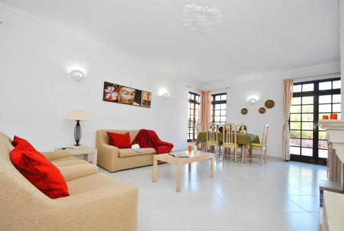 Facilities, Villa Isa Joe by Algarve Vacation in Almancil