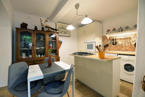 Melon-1, Murter, House for rest, Murter (Morter) (foto 5)