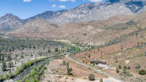 View, Corral Creek Lodge in Kernville (CA)