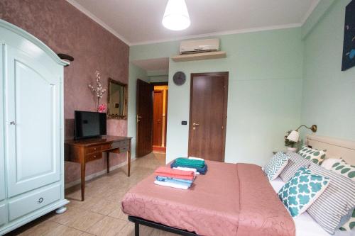 B&B Colorful Suite Yard - image 10