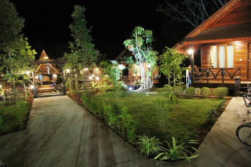 Burilamplai Resort in Thung Yai