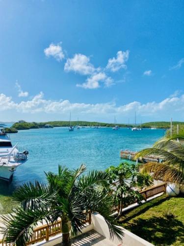 Surrounding environment, St Francis Resort in Long Island