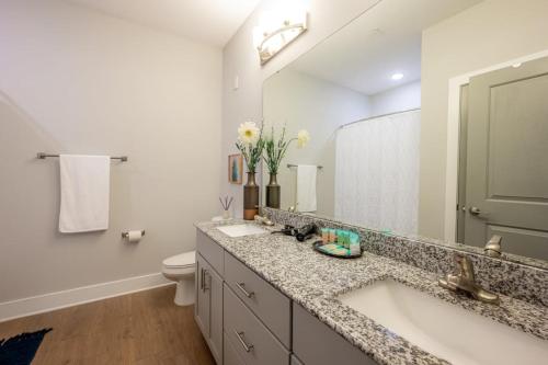 Viagem Cozy 1BR with Workspace and Gym - image 2