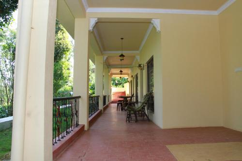 Faciliteiten, KINGMAKERS Plantation with river stream in Coorg