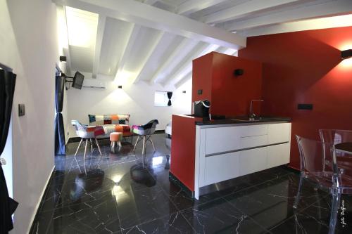 廚房, Anteros Luxury Suite in 蒙塔爾巴諾埃利科納