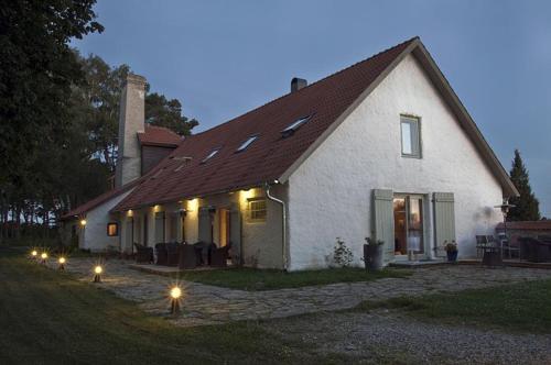 Dagen Haus Guesthouse Orjaku