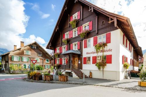 Gasthaus Rössle - Accommodation - Nenzing