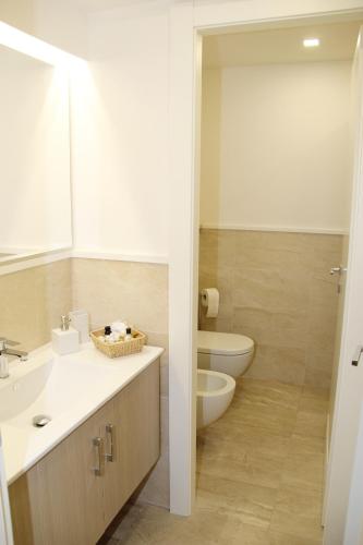 DOMUS DIVI - appartamento nel cuore di Roma, Rome (photo 10)