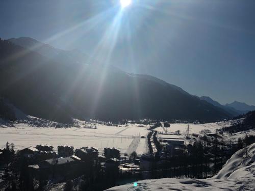 Mountainsuite - image 11