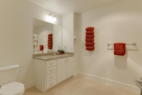 Renu Suites at The Burlington Portland