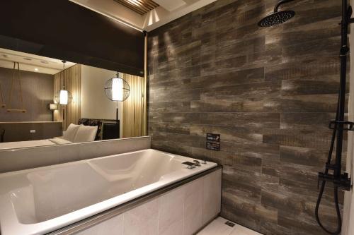 Facilities, 歐閣精品汽車旅館-簡愛館 in Fongshan District