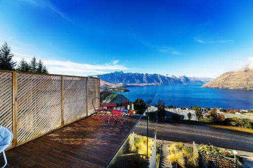 Awesomely Ambient Queenstown Home — other in 52 Greenstone Place Flat C, Queenstown New Zealand, 9300