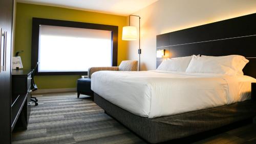 Holiday Inn Express & Suites Kingston-Ulster, an IHG Hotel