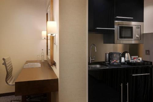 Kitchen, Leonardo Royal Hotel London St Paul in The City