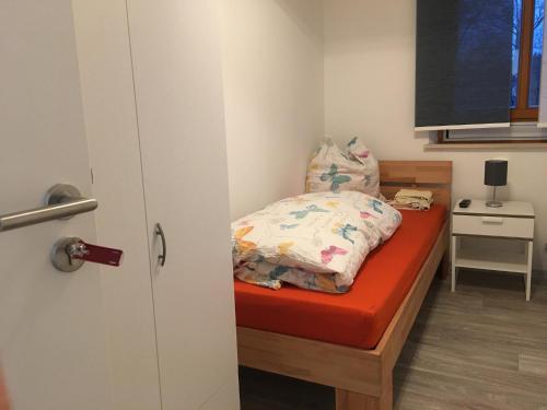 Single Room with Shared Bathroom