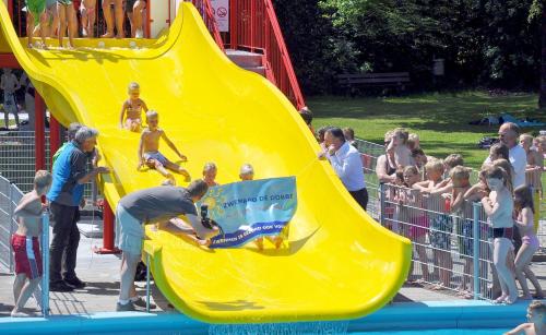 Peldbaseins, Vakantiepark Bosmeer Friesland in Weststellingwerf