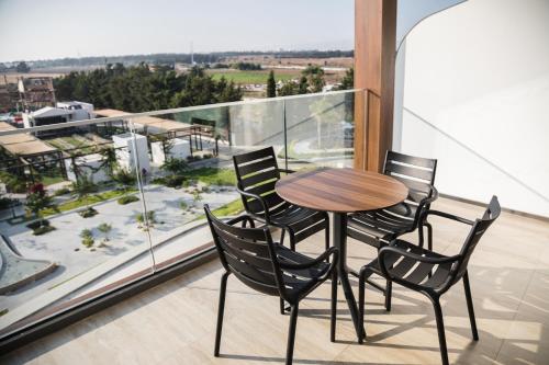 阳台/露台, Aliathon Ionian in 帕福斯