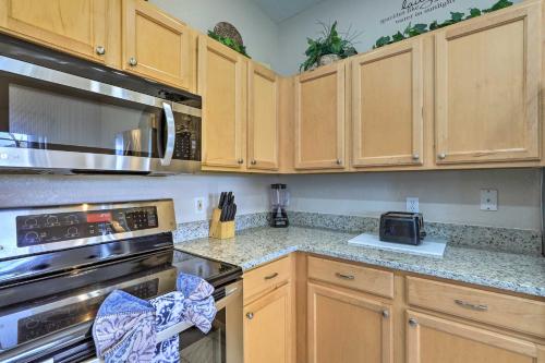 Disney Villa with Game Room and Pool - 10 Mi to Parks! in Orlando, USA