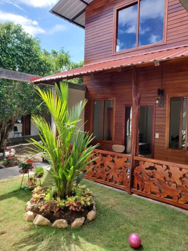 CASA BLANCA HORTENCIA in Morona-Santiago