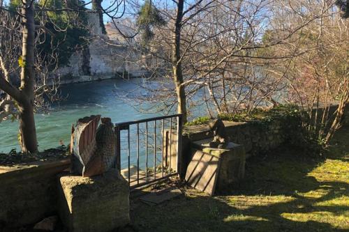 Large exceptional house with swimming pool gîte à louer Le Thor