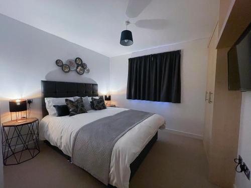 Station Side Penthouse - Apartment - Wolverhampton