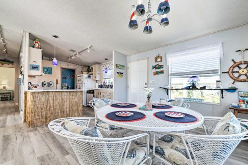 Homosassa River Home with Private Boat Ramp and Kayaks in Homosassa, USA