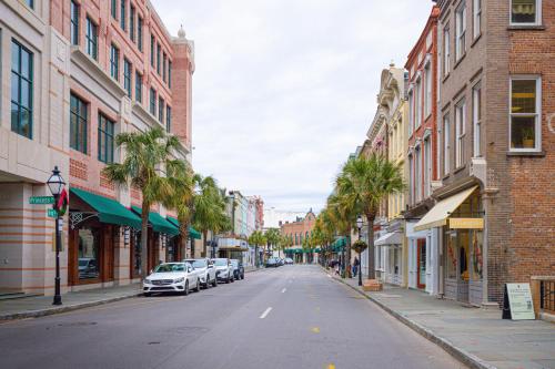 4 Bee St - main image