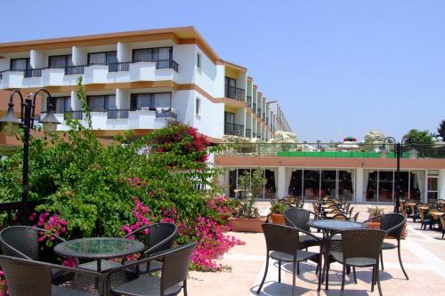 Udvendig, Avlida Hotel in Pafos
