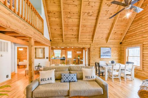 Lazy Lodge in Mineral, USA