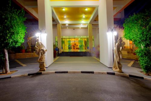 כניסה, Avlida Hotel in פאפוס