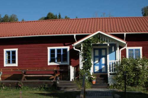 . Bakgården i Revsund