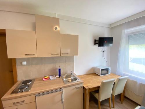 Kitchen, Pension Gunther in Andritz